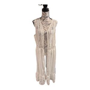 NWOT ndigo Thread Co. Lace Sleeveless Open Front Flounce Hem Duster Vest Sz M